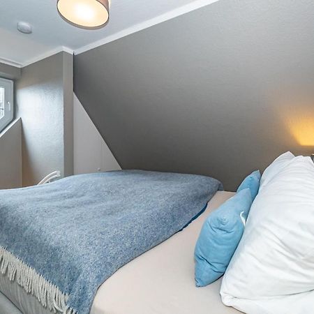 Ferienwohnung Martim und individuell in Wenningstedt mit Balkon Exterior foto