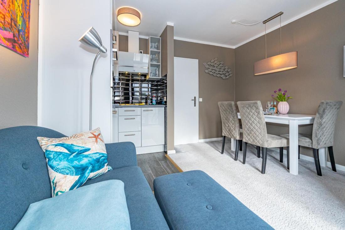 Ferienwohnung Martim und individuell in Wenningstedt mit Balkon Exterior foto